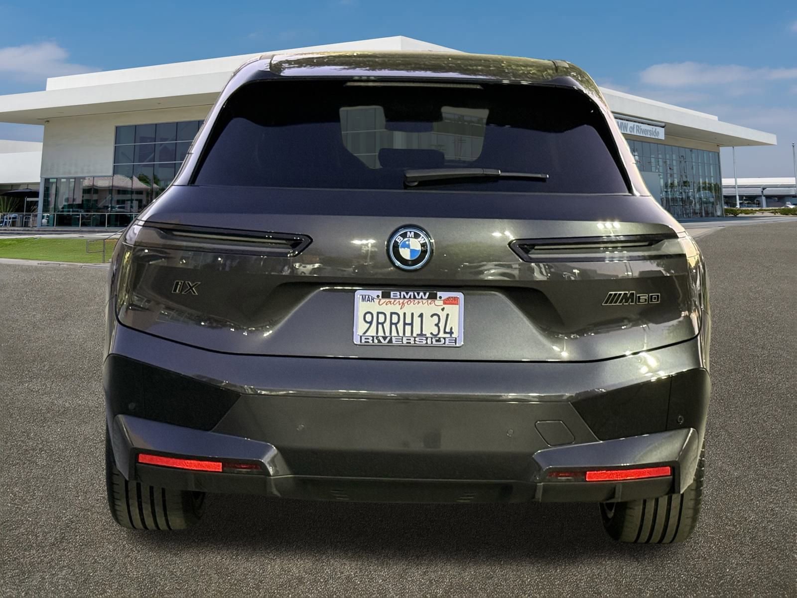 Used 2025 BMW iX M60 image 9