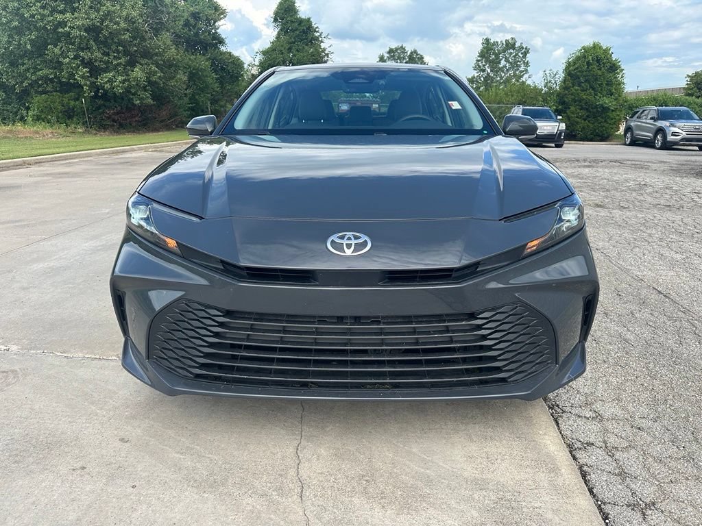 Used 2025 Toyota Camry LE w/ Convenience Package FWD image 2