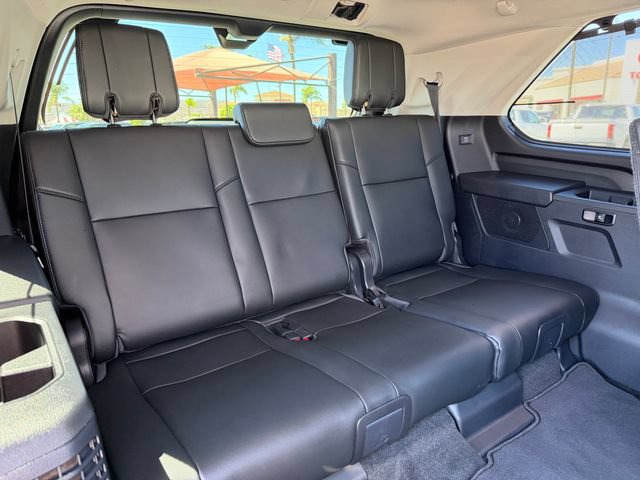 Used 2023 Toyota Sequoia Limited w/ Tow Technology Package AWD/4WD image 19