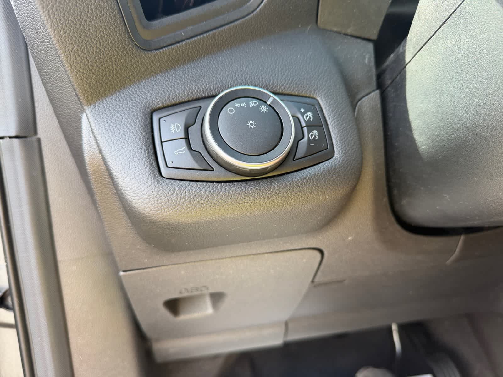 Used 2017 Ford Escape SE AWD/4WD image 30