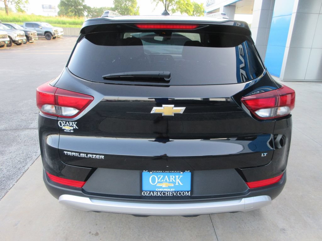 Certified 2025 Chevrolet TrailBlazer LT FWD image 4