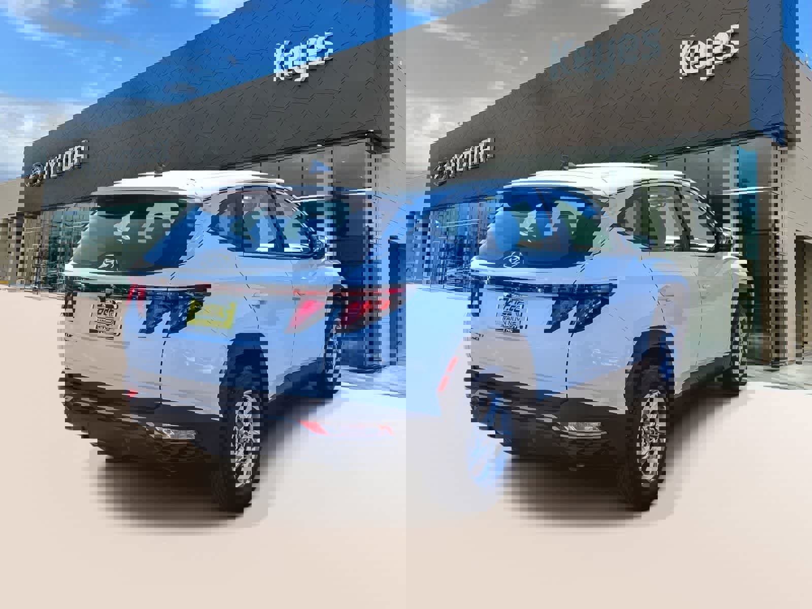 Certified 2023 Hyundai Tucson SE image 4