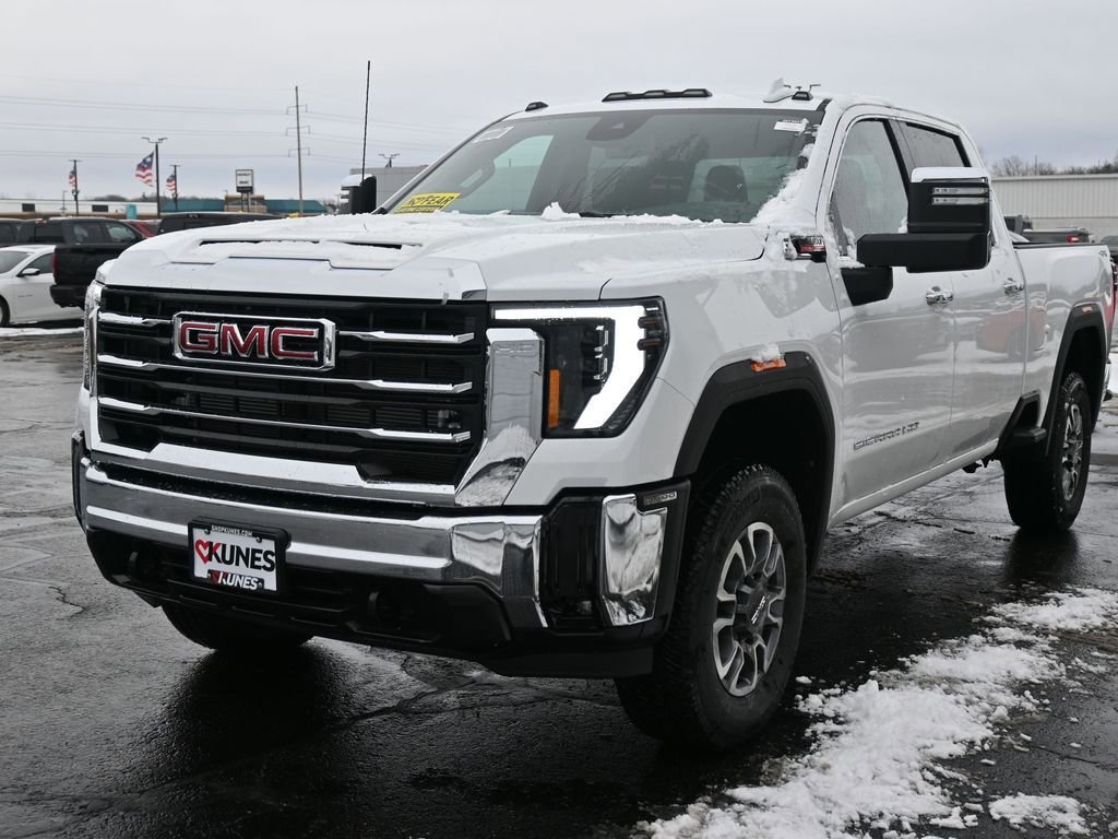 New 2026 GMC Sierra 3500 SLT image 10