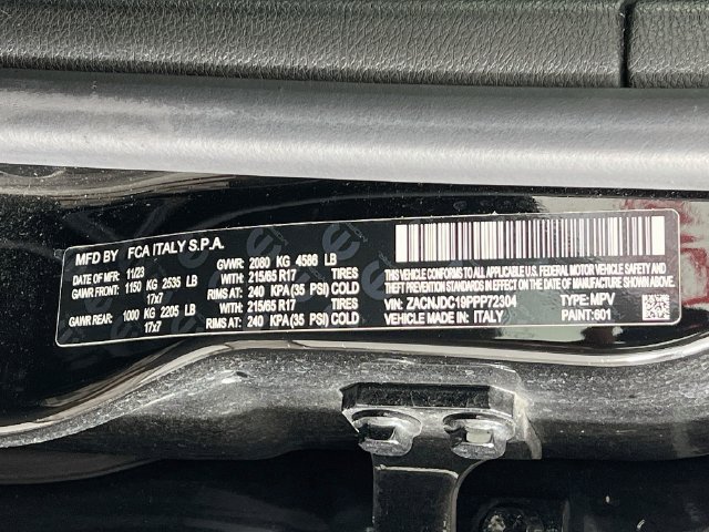 Used 2023 Jeep Renegade Trailhawk AWD/4WD image 28