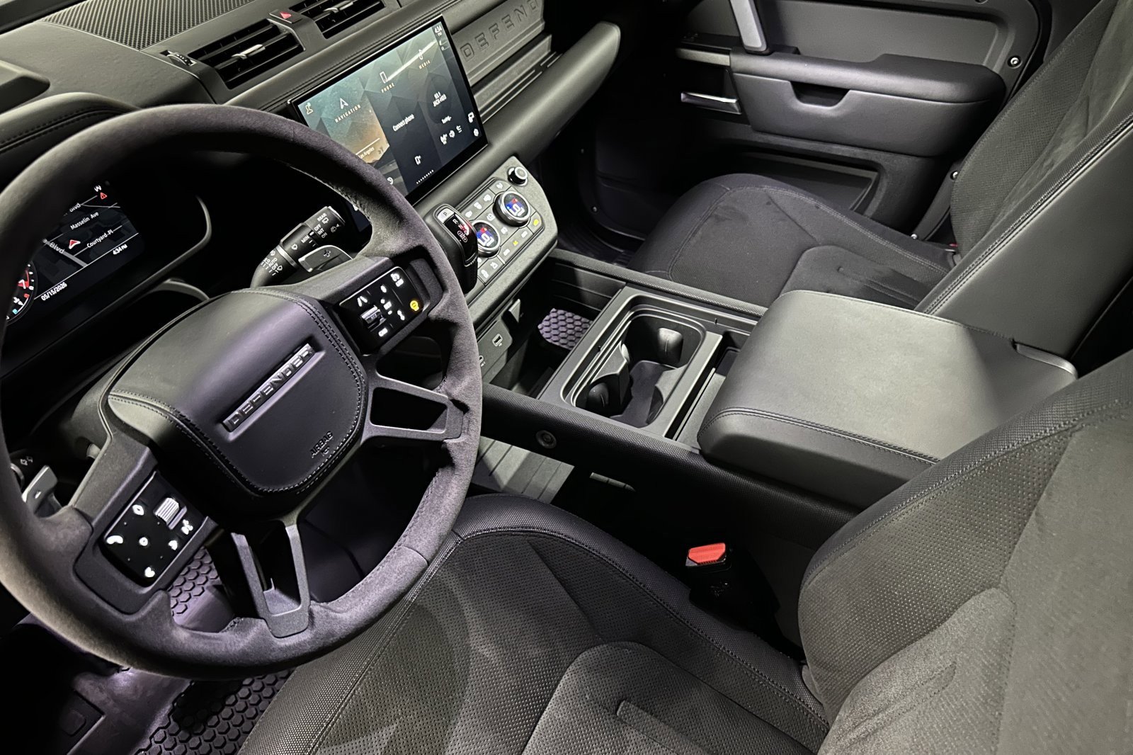 Used 2023 Land Rover Defender 90 Carpathian Edition AWD/4WD image 8