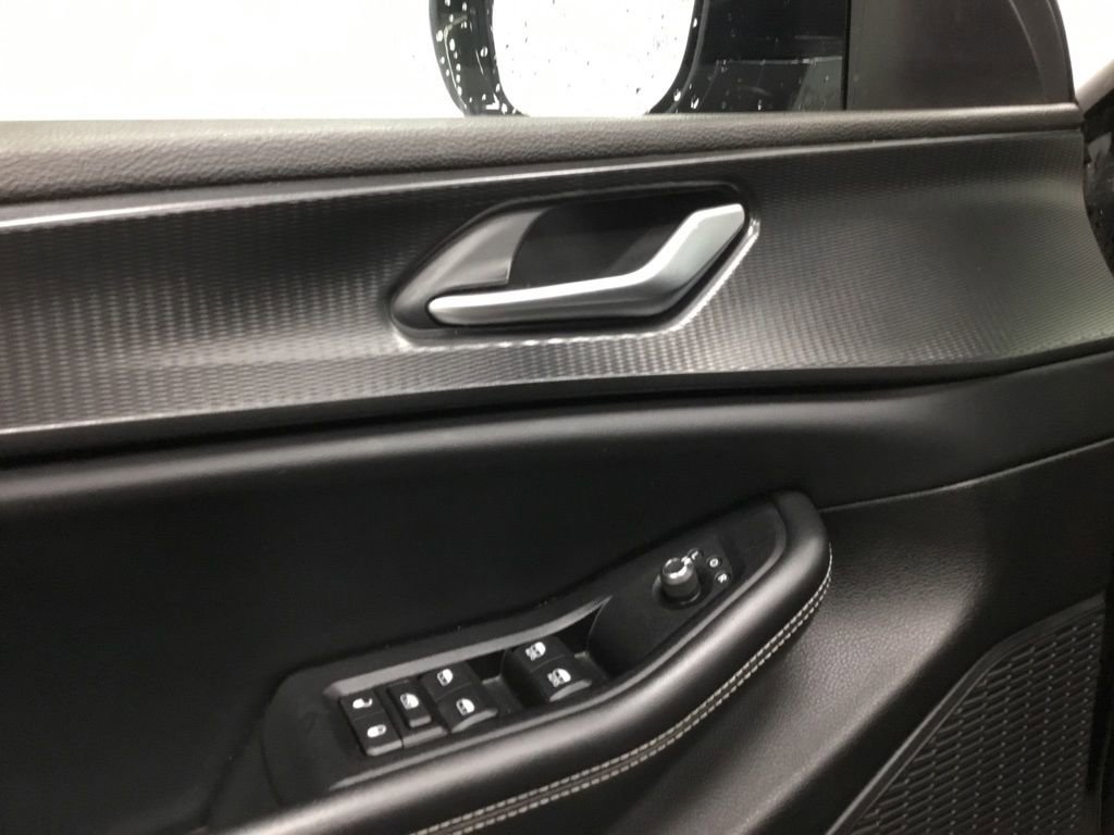 Used 2023 Jeep Grand Cherokee Altitude image 7