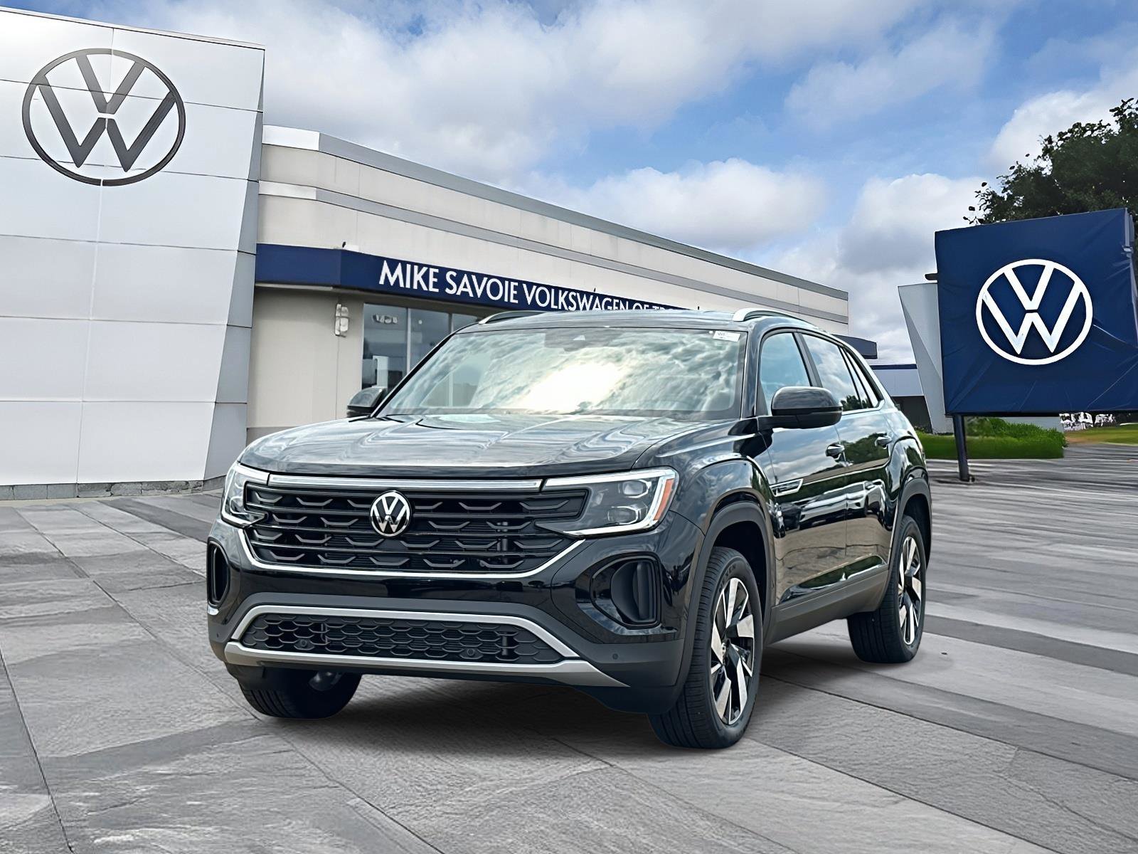 New 2025 Volkswagen Atlas Cross Sport SE