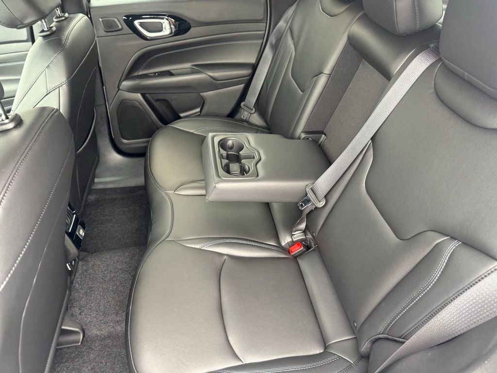 New 2026 Jeep Compass Limited image 34