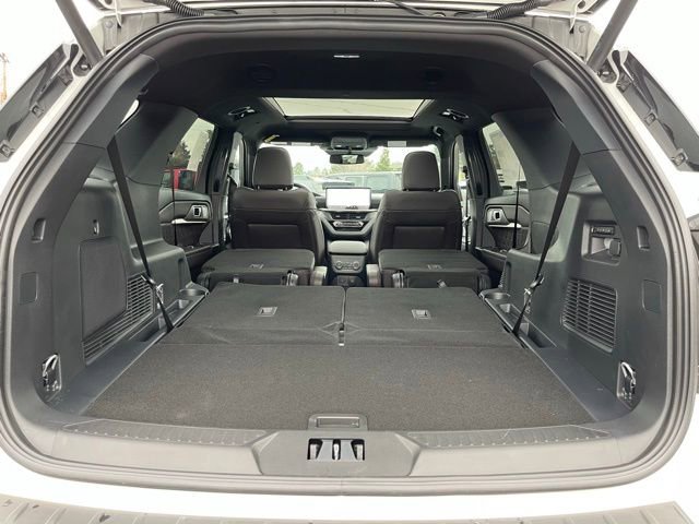 New 2026 Ford Explorer Platinum w/ LUX Leather Package image 27
