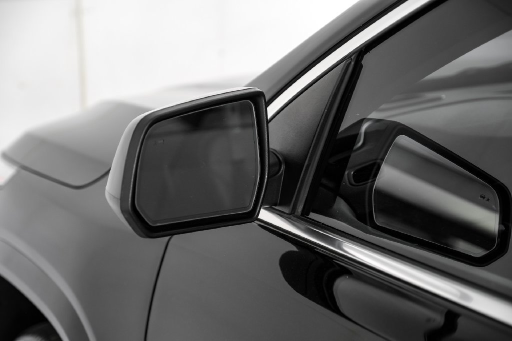 Used 2019 GMC Acadia Denali AWD/4WD image 40