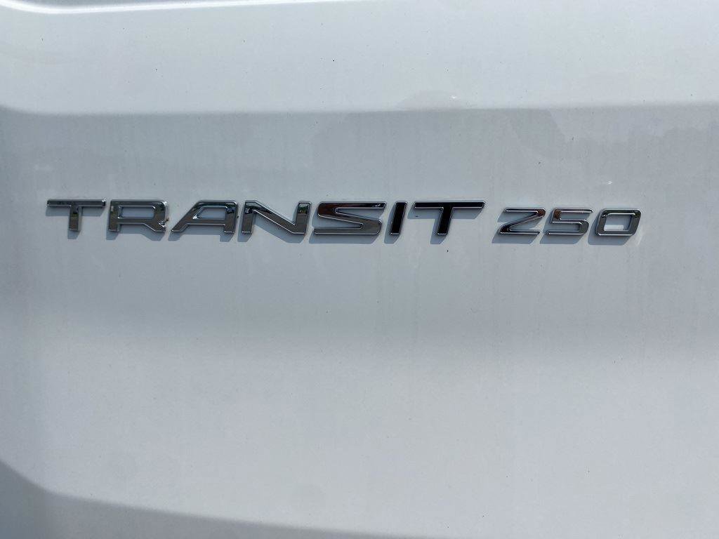 New 2025 Ford Transit 250 148 Medium Roof w/ Load Area Protection Package RWD image 17