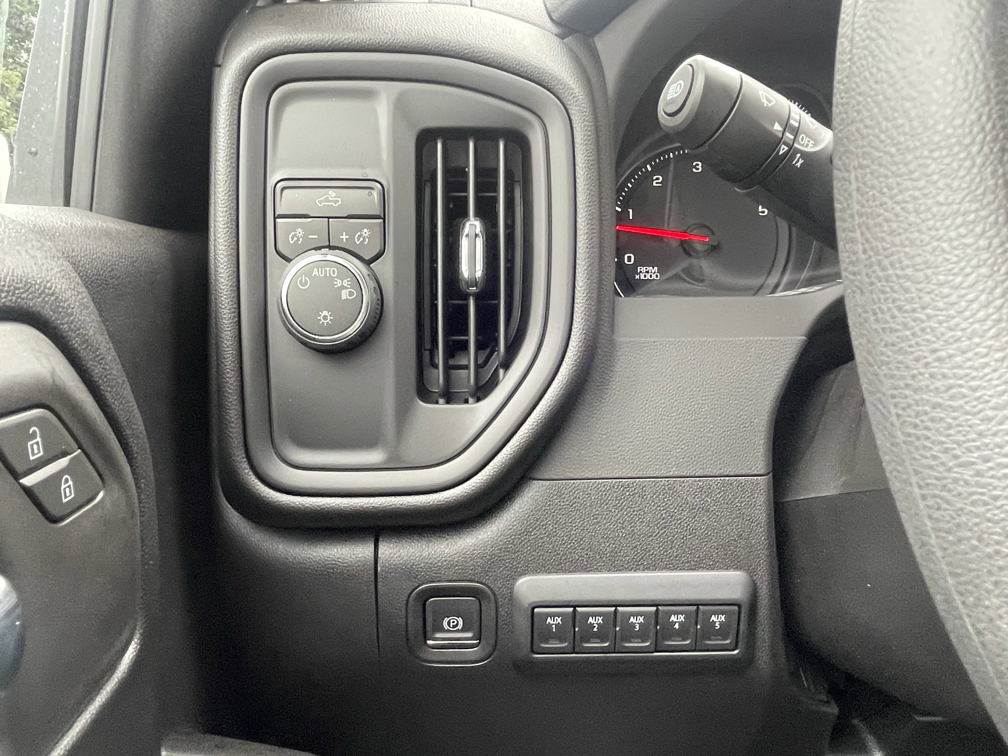 New 2025 Chevrolet Silverado 3500 W/T w/ WT Convenience Package image 22