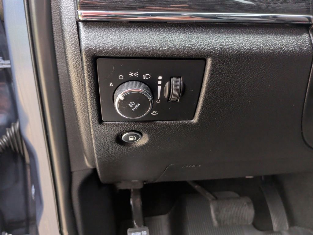 Used 2021 Jeep Grand Cherokee Trailhawk w/ Trailhawk Luxury Group AWD/4WD image 15