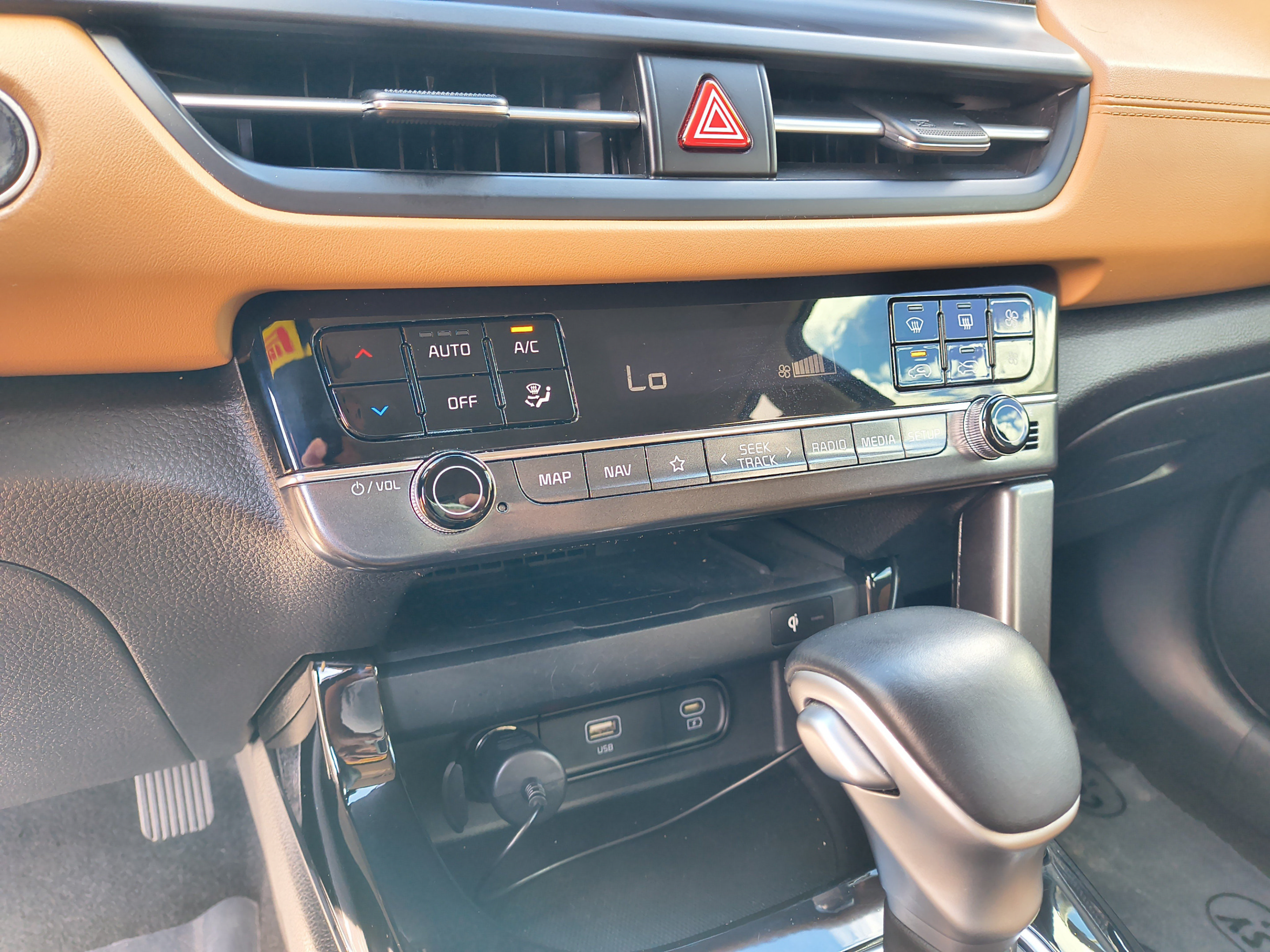 Used 2024 Kia Seltos EX FWD image 26