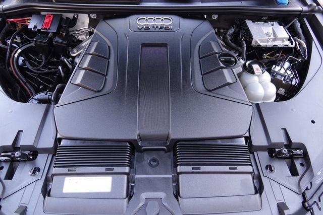 Used 2018 Audi Q7 3.0T Prestige w/ Prestige Package image 48