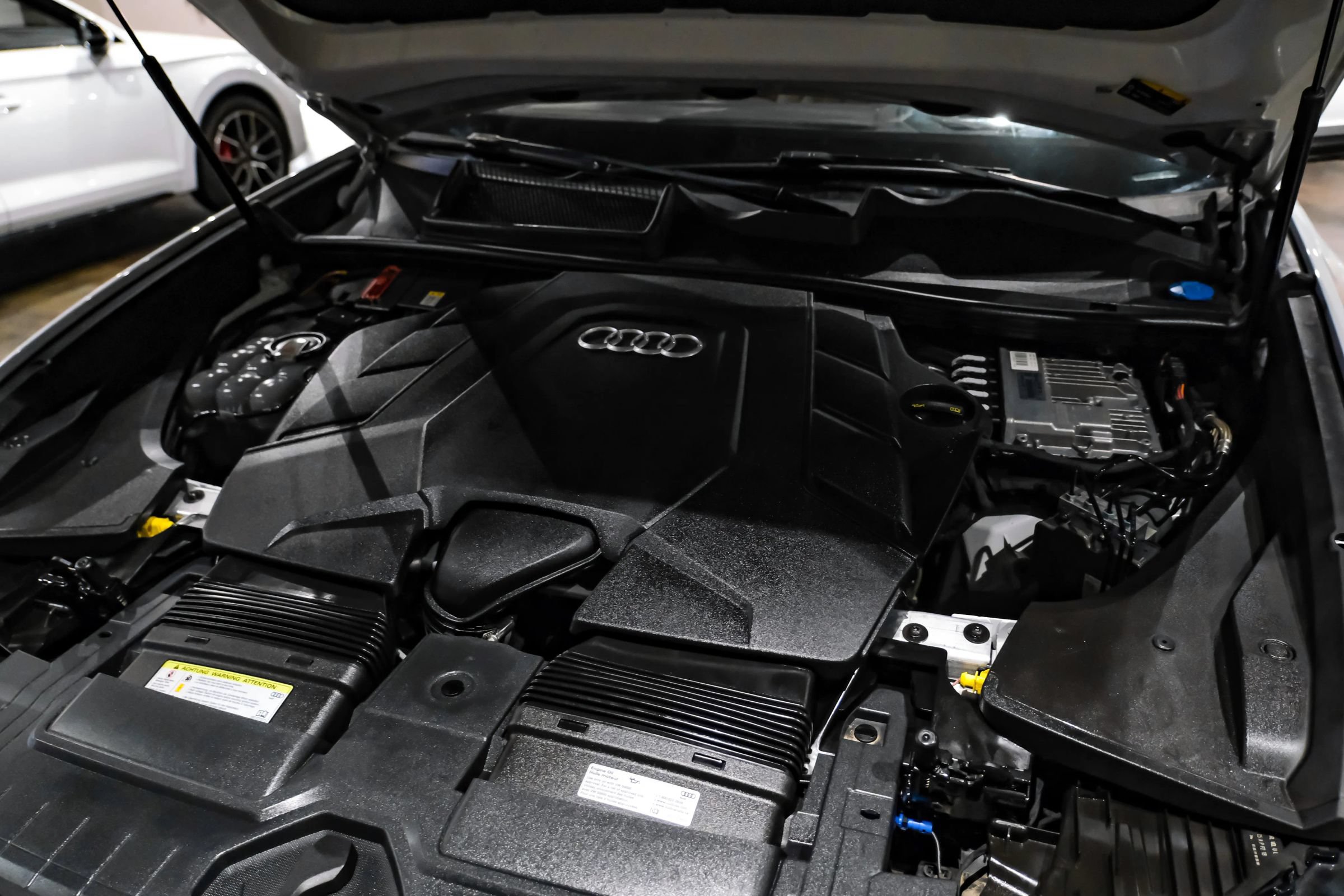 Used 2019 Audi Q8 Prestige w/ Year 1 Package AWD/4WD image 48
