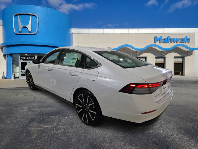New 2026 Honda Accord Touring image 4