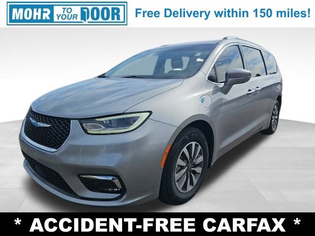 Used 2021 Chrysler Pacifica Touring-L image 1