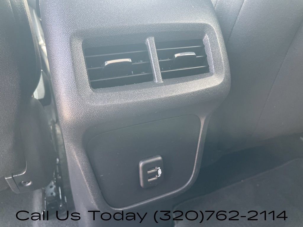 Used 2020 Chevrolet Equinox LT FWD image 31