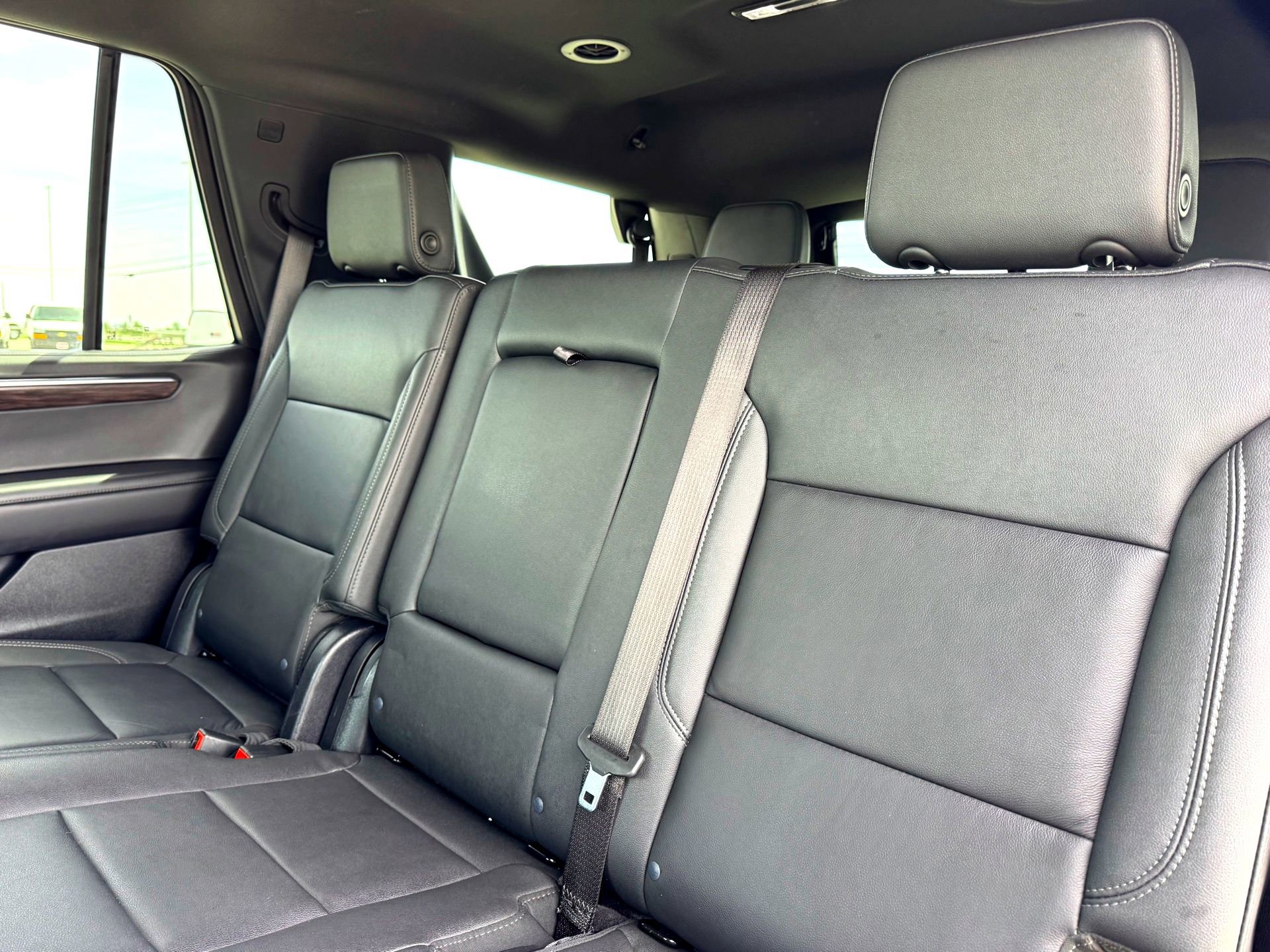 Used 2025 Chevrolet Tahoe Z71 image 18
