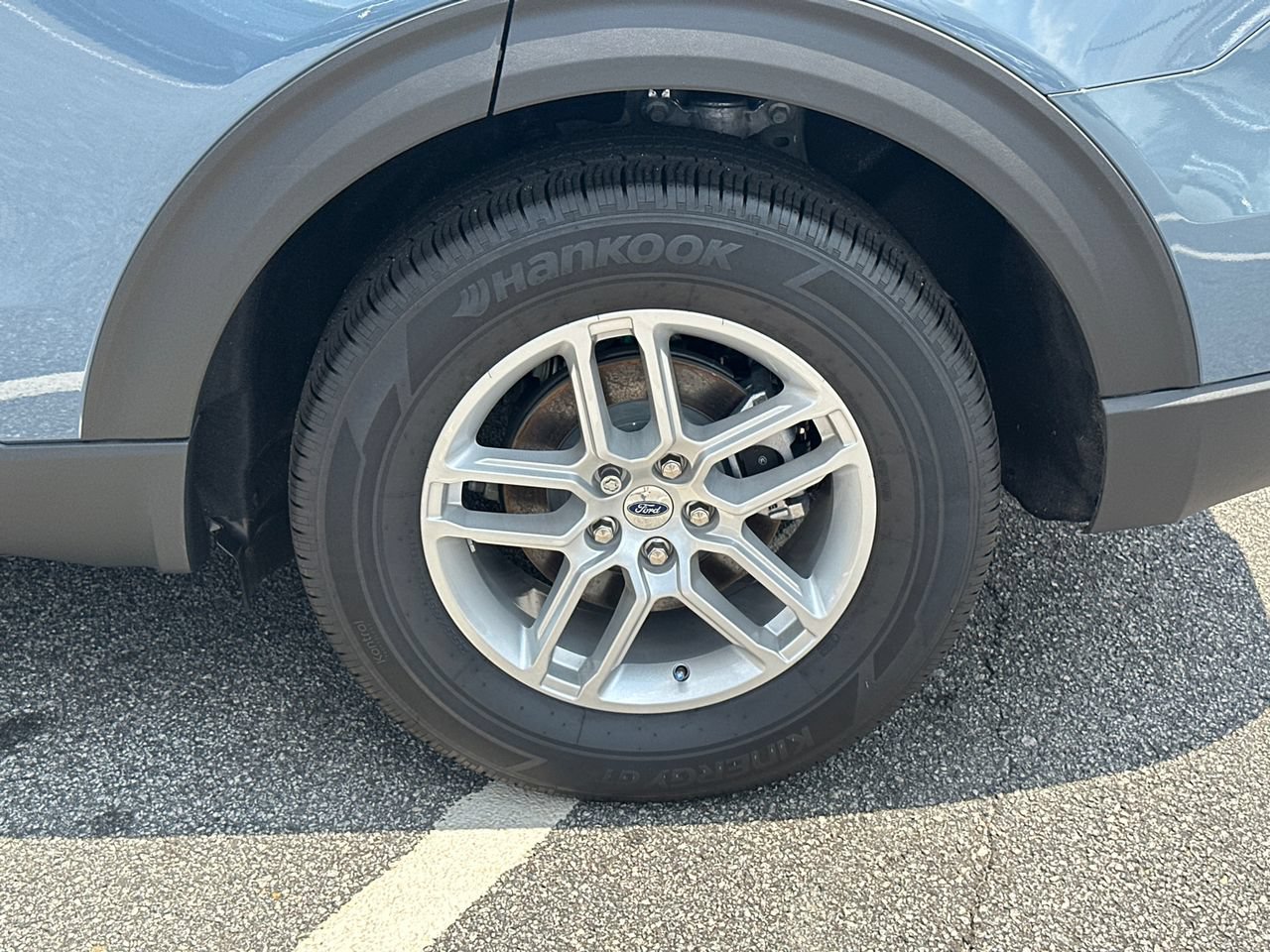 New 2026 Ford Explorer Active RWD image 20