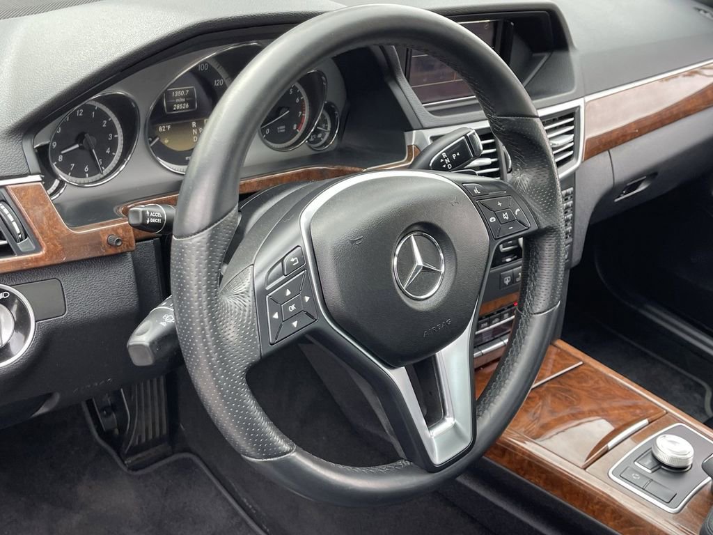 Used 2012 Mercedes-Benz E 350 4MATIC Sedan image 24