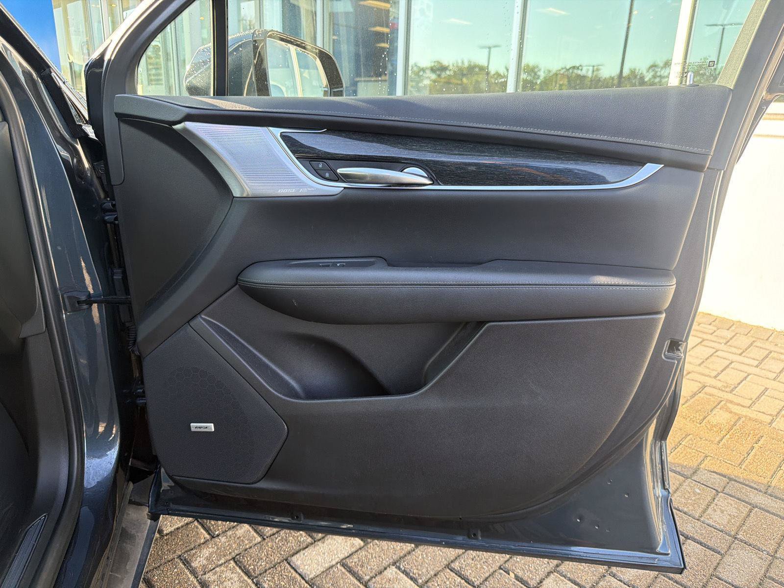Used 2021 Cadillac XT5 Premium Luxury AWD/4WD image 36