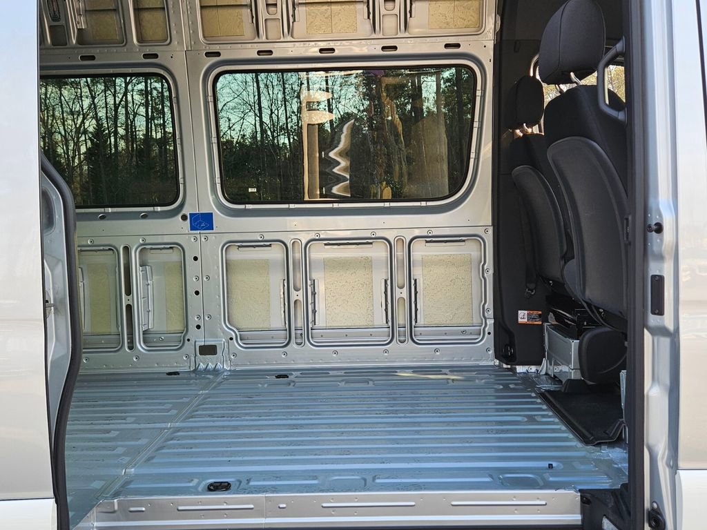 Used 2023 Mercedes-Benz Sprinter 3500 w/ Parking Package image 17