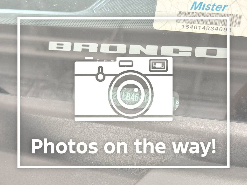 Certified 2022 Ford Bronco Black Diamond image 2