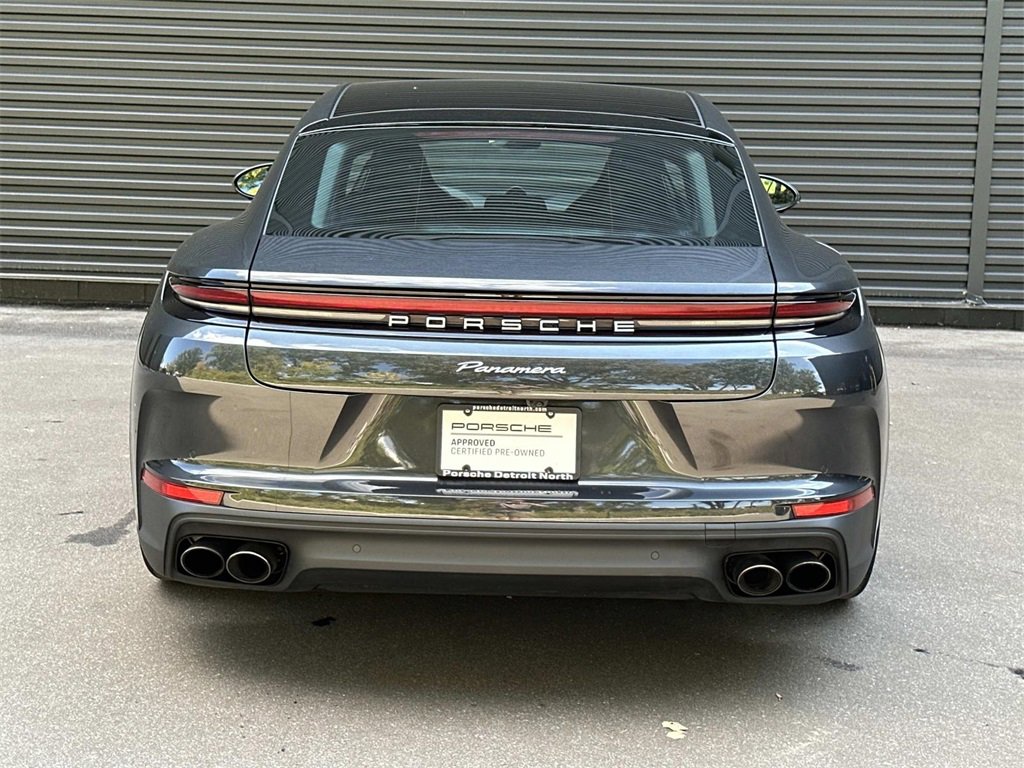Used 2024 Porsche Panamera image 28