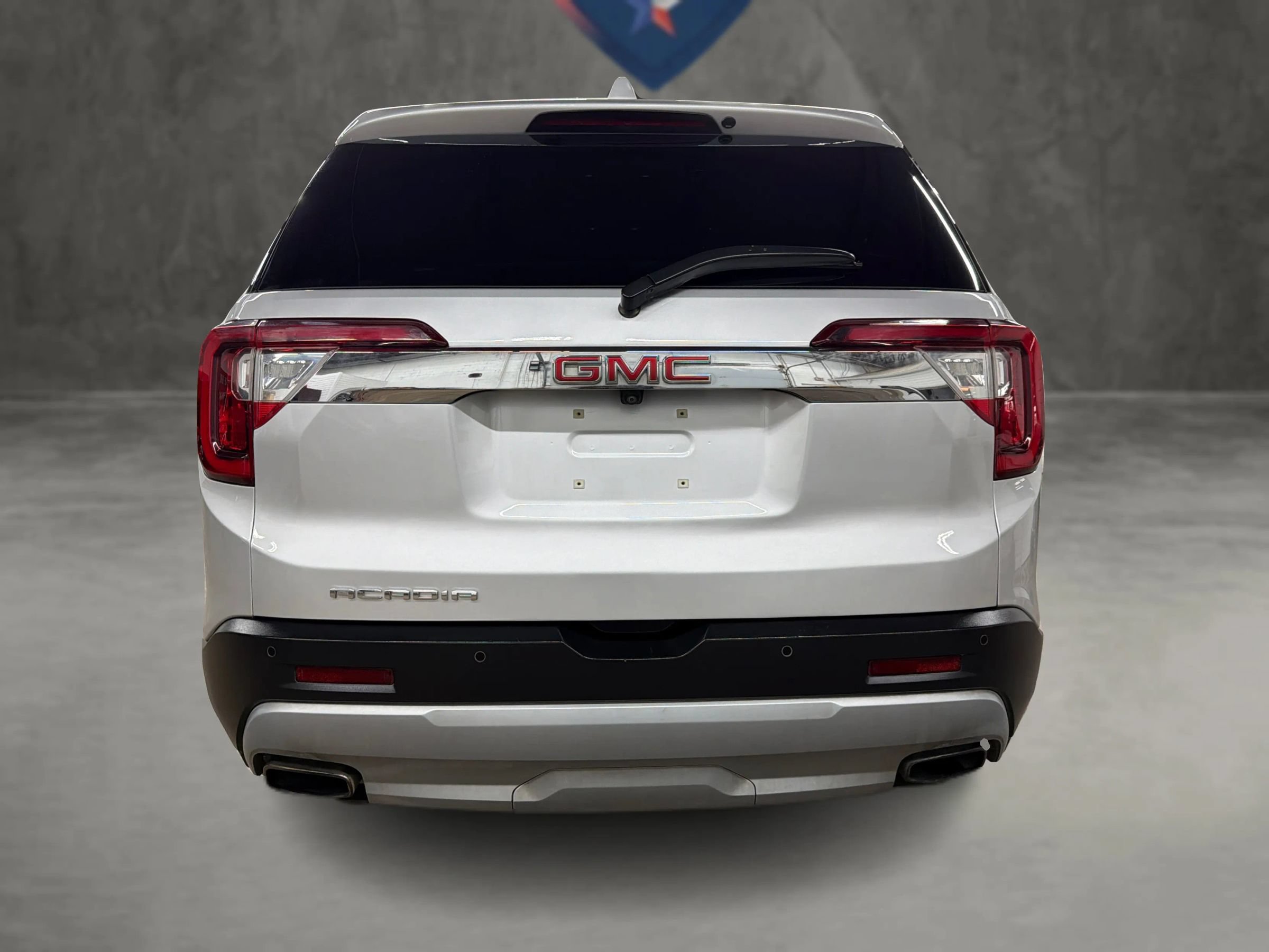 Used 2020 GMC Acadia SLT w/ LPO, Cargo Package FWD image 45