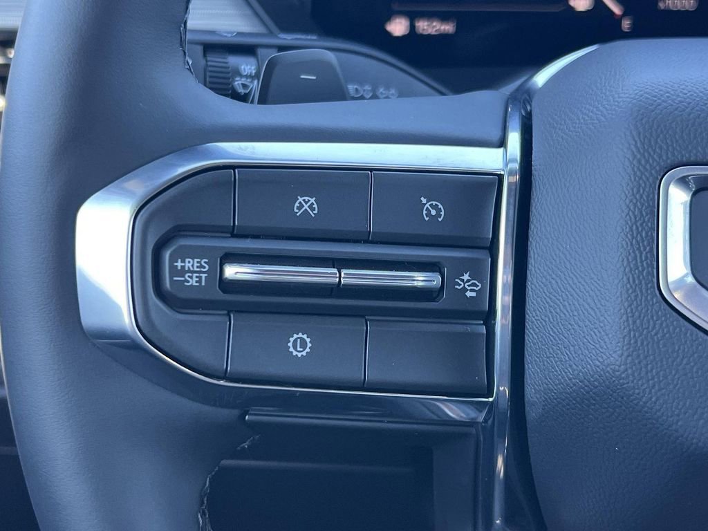 New 2026 GMC Acadia Elevation image 13