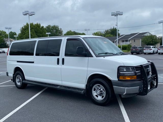 Used 2019 Chevrolet Express 3500 LT w/ LT Preferred Equipment Group RWD image 7
