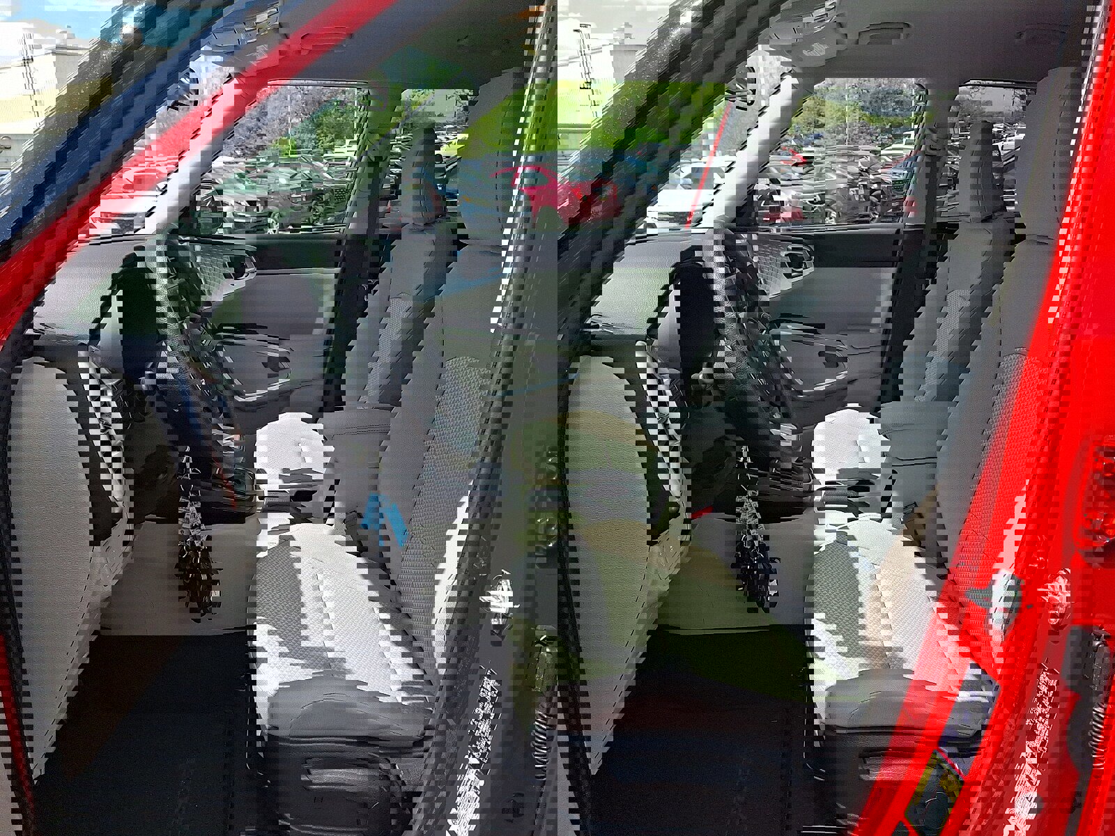 Used 2025 Kia Soul LX image 13