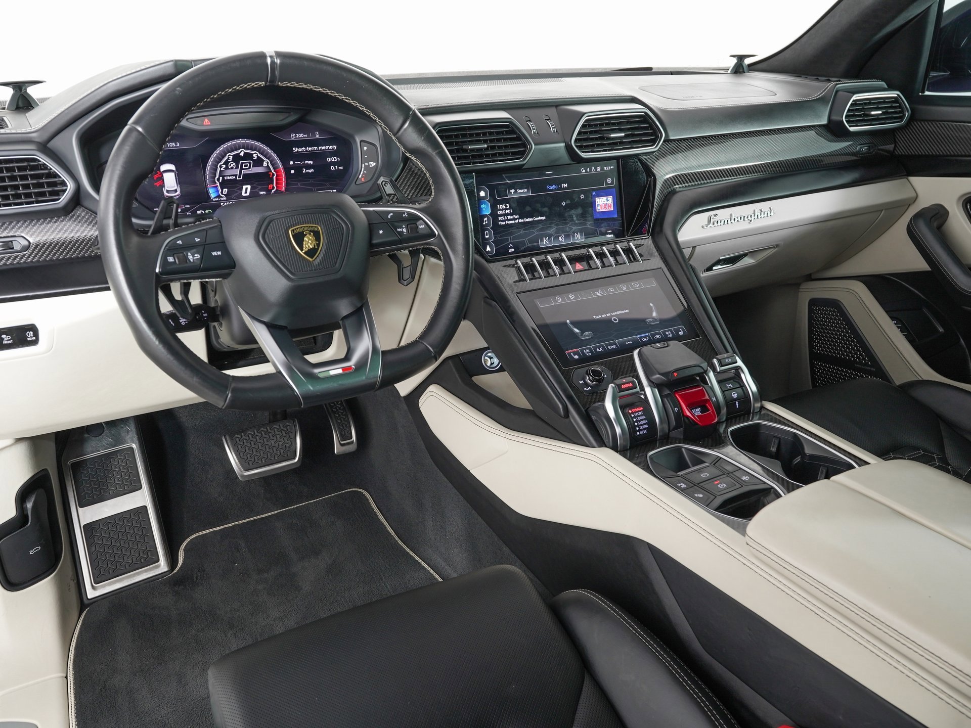 Used 2021 Lamborghini Urus image 16