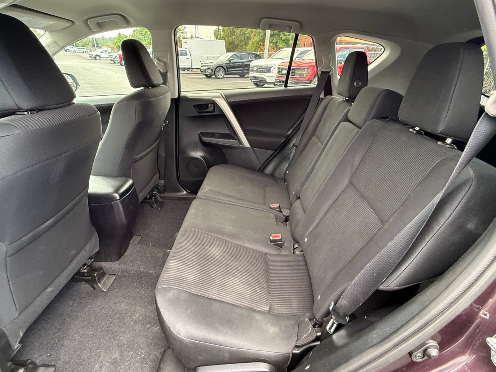 Used 2016 Toyota RAV4 LE FWD image 14