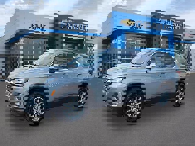Used 2023 Chevrolet Traverse LT image 4
