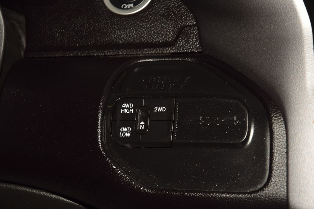 Used 2022 RAM 2500 Laramie AWD/4WD image 41