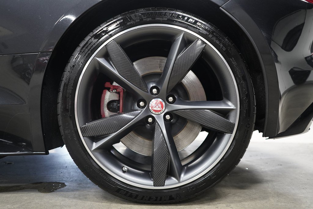 Used 2016 Jaguar F-TYPE R AWD/4WD image 34
