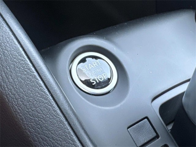 New 2025 Nissan Kicks Play S image 30