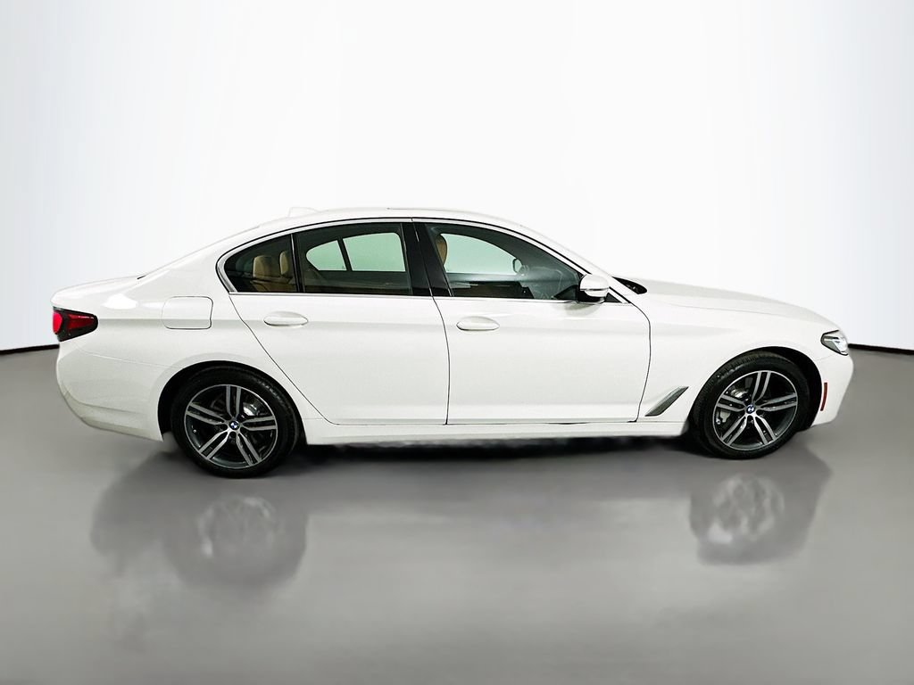 Certified 2023 BMW 530i w/ Convenience Package RWD image 4