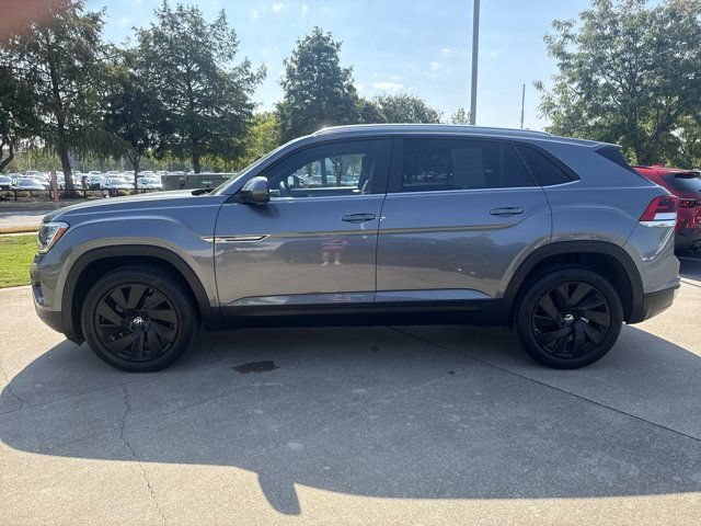 Used 2024 Volkswagen Atlas Cross Sport SE AWD/4WD image 11