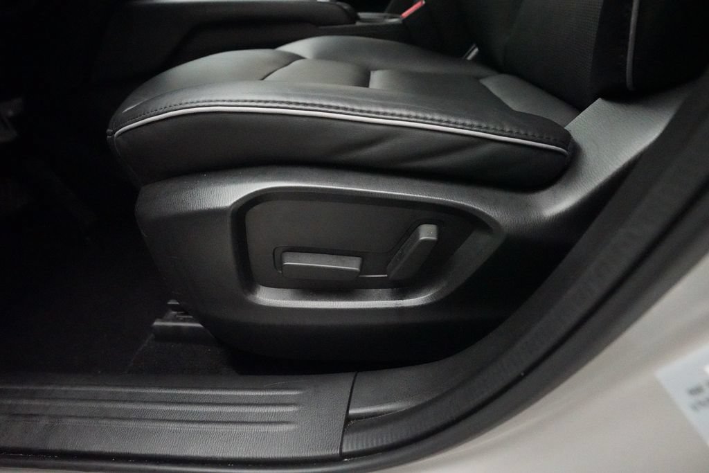 Certified 2025 MAZDA CX-5 AWD 2.5 S w/ Select Package image 27