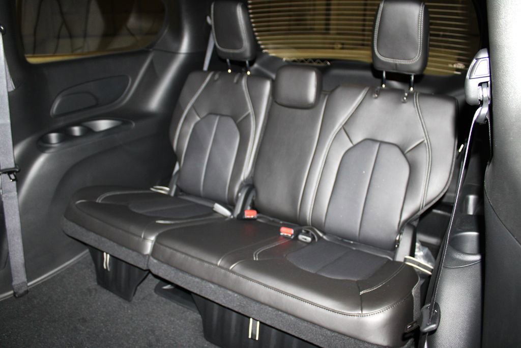 New 2026 Chrysler Voyager LX image 24