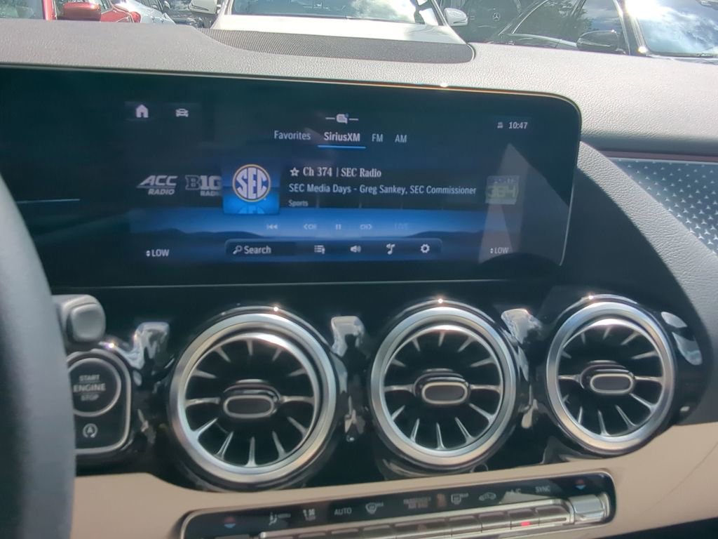 Certified 2025 Mercedes-Benz GLA 250 image 6