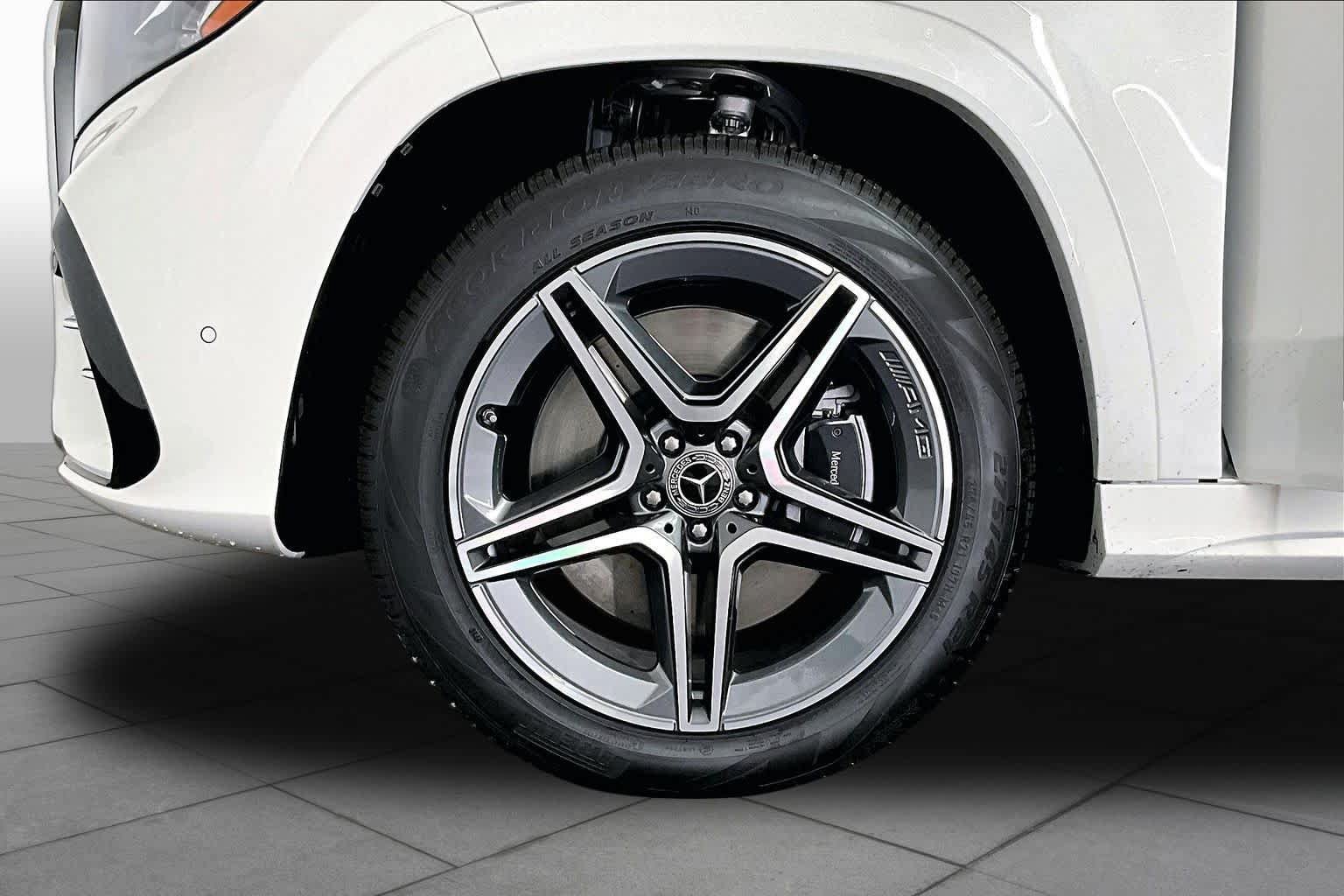 New 2027 Mercedes-Benz GLS 450 4MATIC image 18