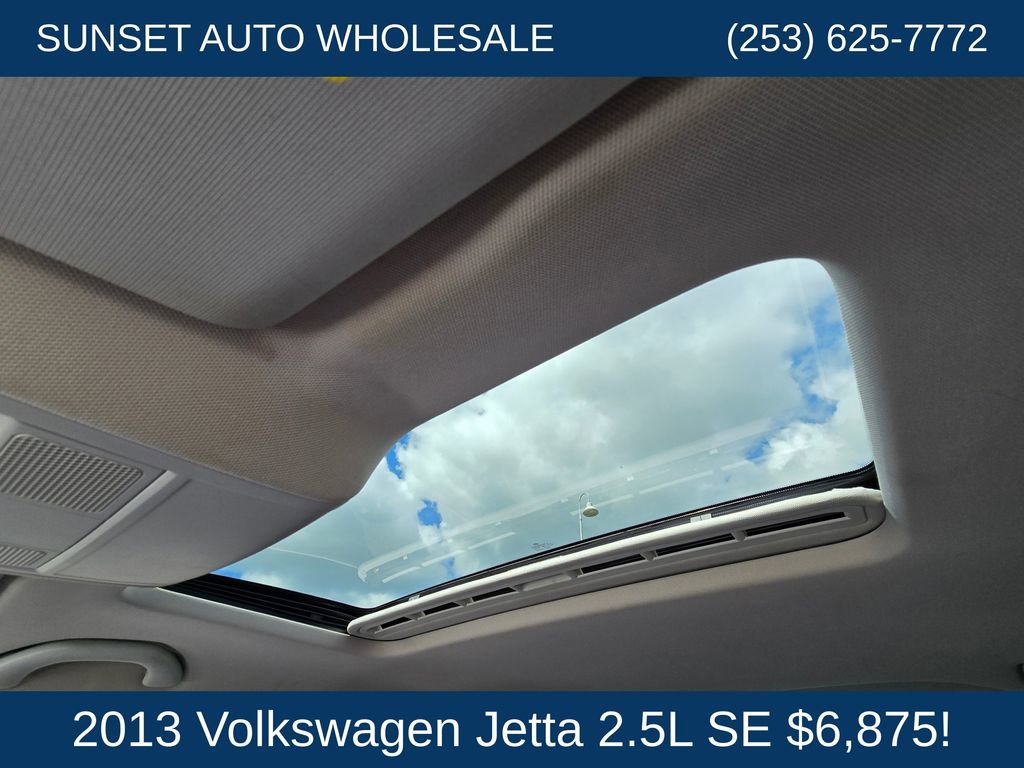 Used 2013 Volkswagen Jetta SE image 35