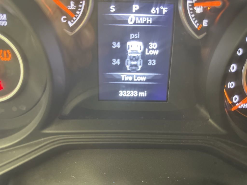 Used 2024 Jeep Wrangler Willys image 24