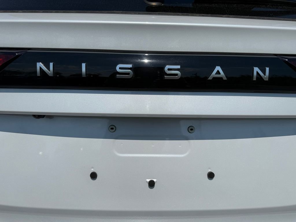 New 2026 Nissan Rogue SL AWD/4WD image 17