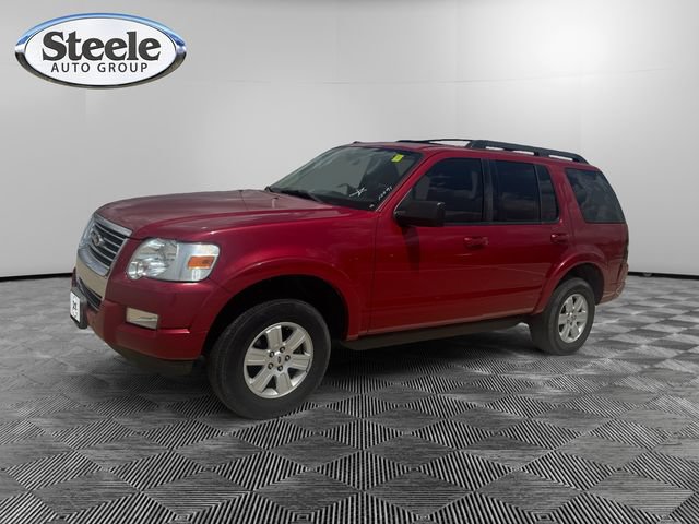Used 2010 Ford Explorer XLT RWD image 1